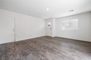 Photo #5: 2689155 Listing 