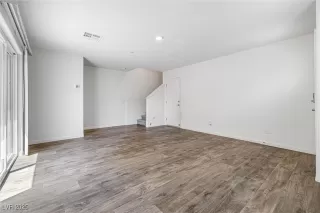 Photo #6: 2689155 Listing 