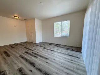 Photo #5: 2689162 Listing 