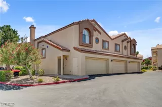 Photo #1: 2689169 Listing 