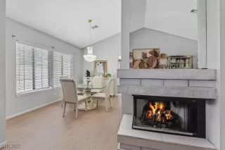 Photo #5: 2689199 Listing