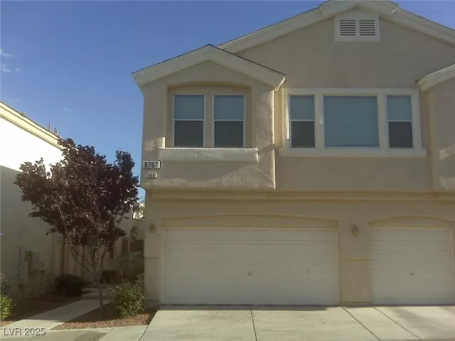 MLS: 2689200 Condo For Sale