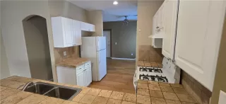 Photo #3: 2689200 Listing 