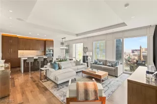 Photo #3: 2689217 Listing 