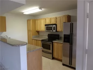 Photo #1: 2689238 Listing 