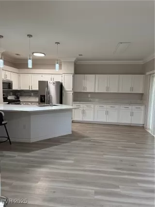 Photo #1: 2689249 Listing 