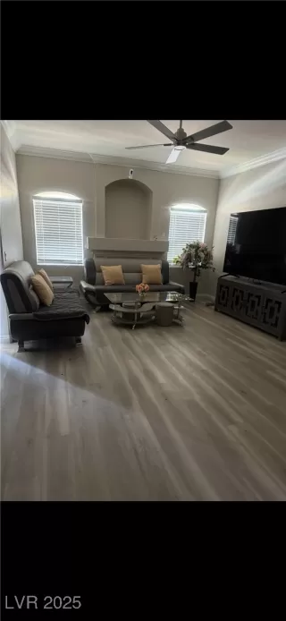 Photo #3: 2689249 Listing 