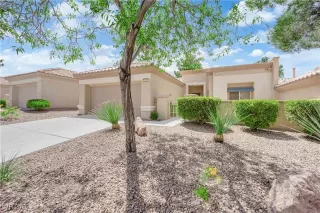 Photo #2: 2689259 Listing