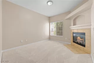 Photo #6: 2689260 Listing