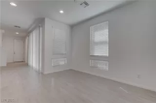 Photo #5: 2689287 Listing 