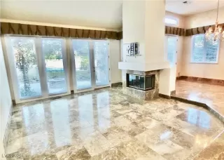 Photo #5: 2689292 Listing 