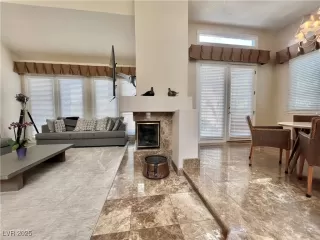 Photo #6: 2689292 Listing 