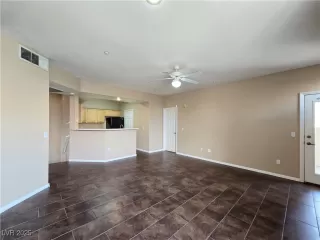 Photo #3: 2689294 Listing 