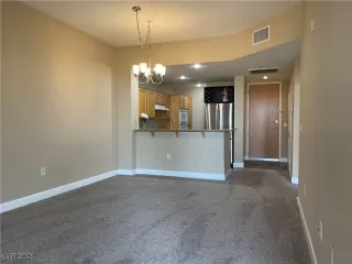 Photo #1: 2689309 Listing 