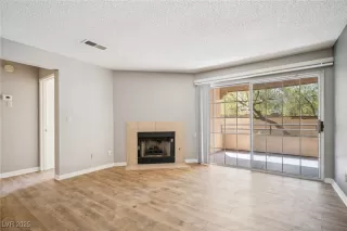 Photo #2: 2689312 Listing 