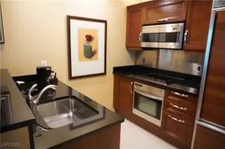 Photo #3: 2689318 Listing 