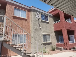 Photo #1: 2689343 Listing