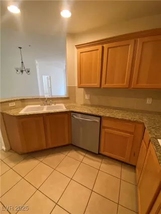 Photo #3: 2689365 Listing 