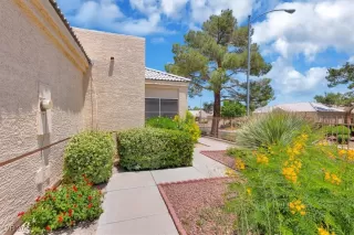 Photo #2: 2689388 Listing 