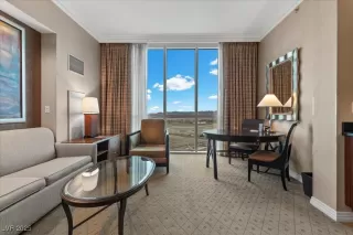 Photo #6: 2689415 Listing