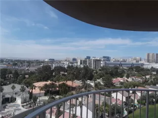 Photo #3: 2689451 Listing 