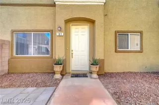 Photo #4: 2689472 Listing