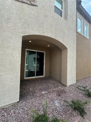 Photo #3: 2689492 Listing 