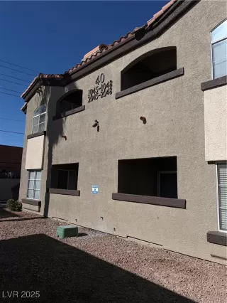 Photo #1: 2689523 Listing 