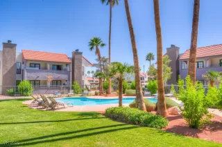 Photo #1: 2689526 Listing 