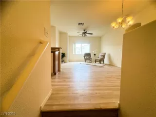 Photo #2: 2689550 Listing