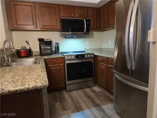 Photo #6: 2689561 Listing