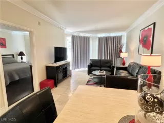 Photo #1: 2689562 Listing 