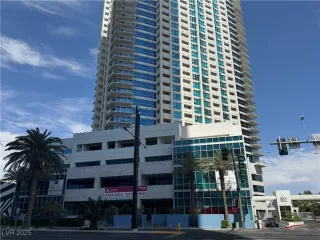 Photo #2: 2689573 Listing