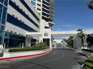 Photo #3: 2689573 Listing