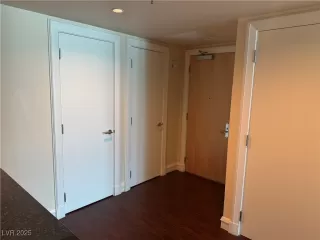 Photo #6: 2689573 Listing