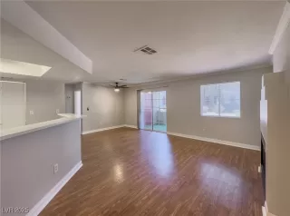 Photo #1: 2689642 Listing 