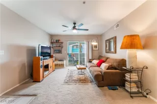 Photo #3: 2689646 Listing