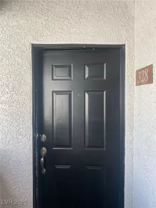 Photo #3: 2689650 Listing 