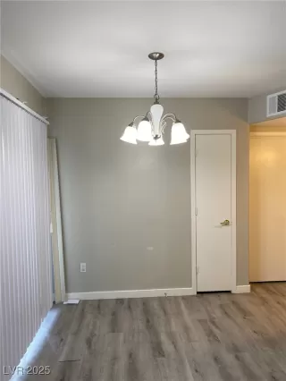 Photo #5: 2689650 Listing 