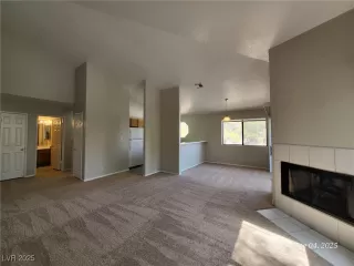 Photo #3: 2689663 Listing 