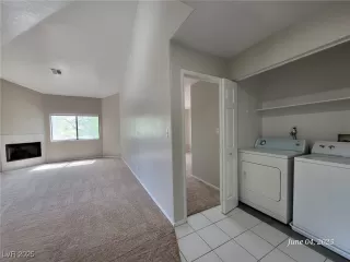 Photo #6: 2689663 Listing 