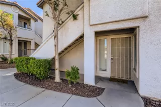 Photo #2: 2689678 Listing 