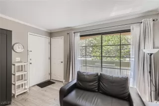 Photo #1: 2689692 Listing 