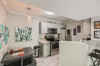 Photo #4: 2689692 Listing 