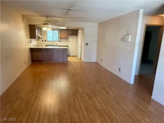 Photo #2: 2689728 Listing 