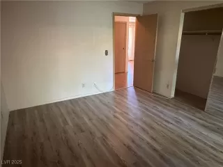 Photo #5: 2689728 Listing 