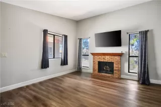 Photo #2: 2689735 Listing 