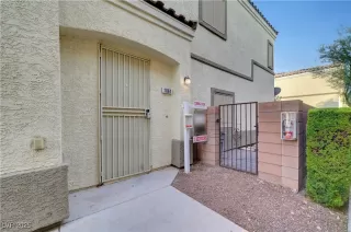 Photo #1: 2689745 Listing