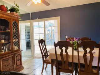 Photo #5: 2689769 Listing