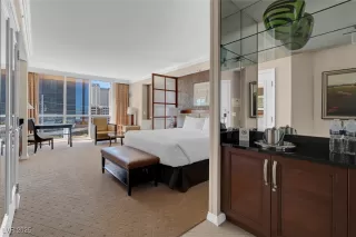 Photo #2: 2689826 Listing 